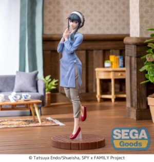 Yor Forger Figurine Spy x Family Luminasta 21 cm