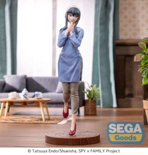 Yor Forger Figurine Spy x Family Luminasta 21 cm